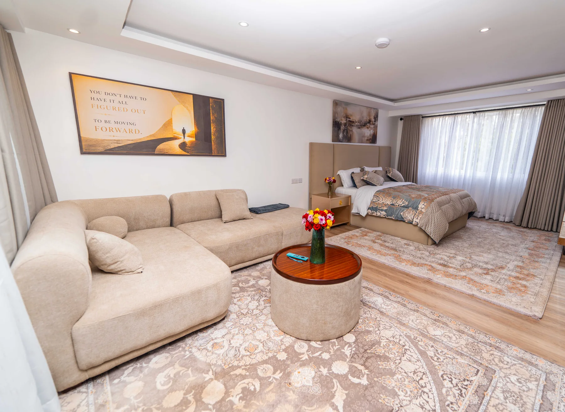 Crest 5 accommodation — Reserve Residency, Runda